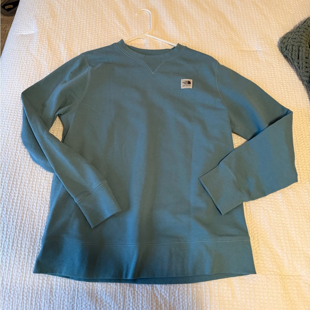 Women’s north face crew neck